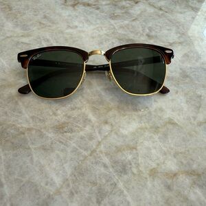 Ray-Ban Clubmaster Sunglasses in Tortoise and Gold with Green Lenses
